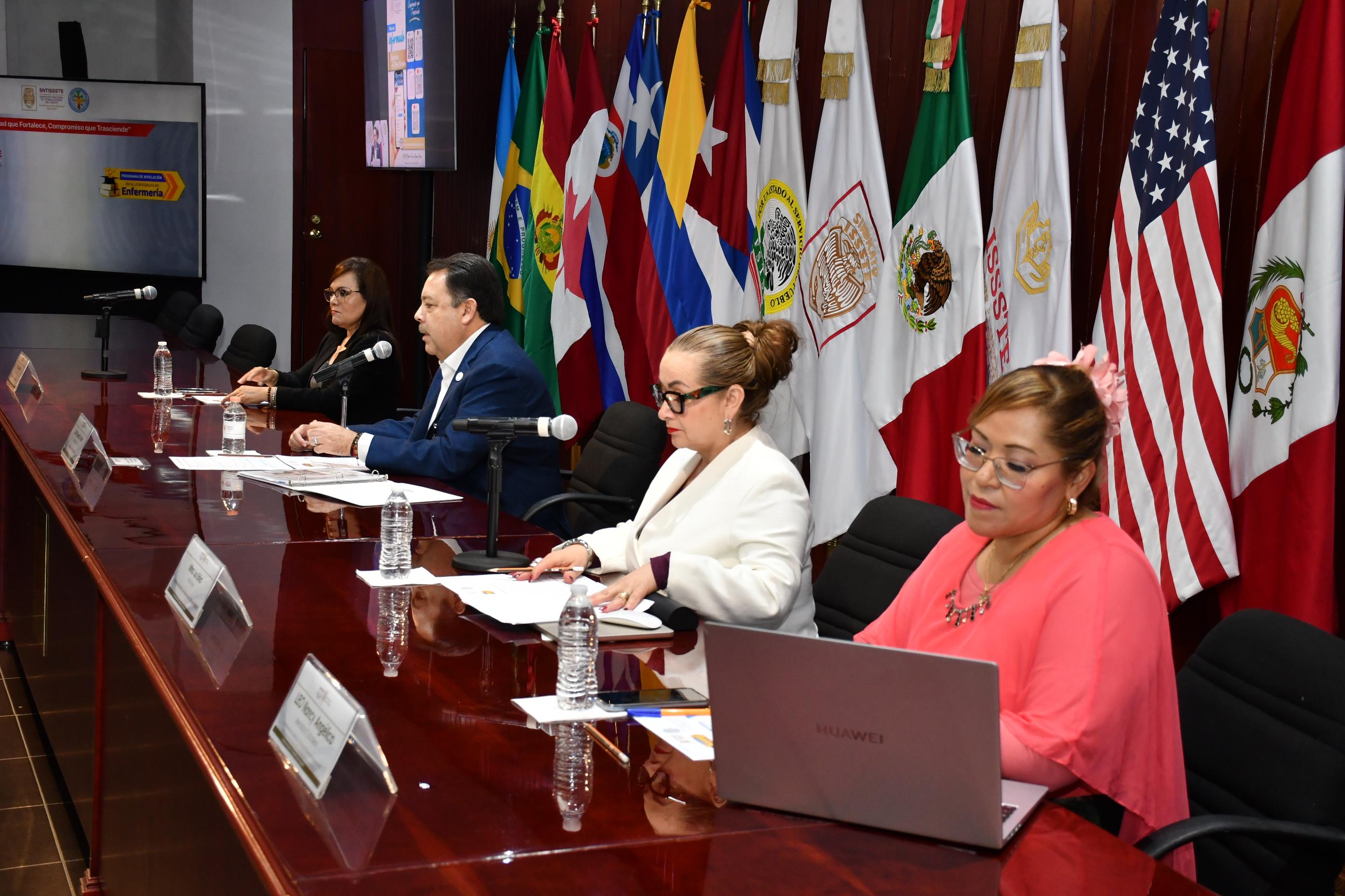 Programa de Nivelación de la Licenciatura en Enfermería, Sesión viernes 03 julio